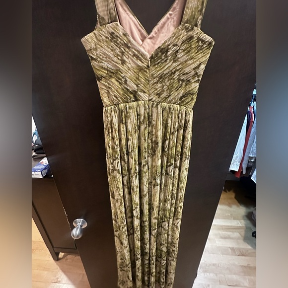 Dress The Population Green Mirabella Gown – Maxi Dress - Picture 6 of 9